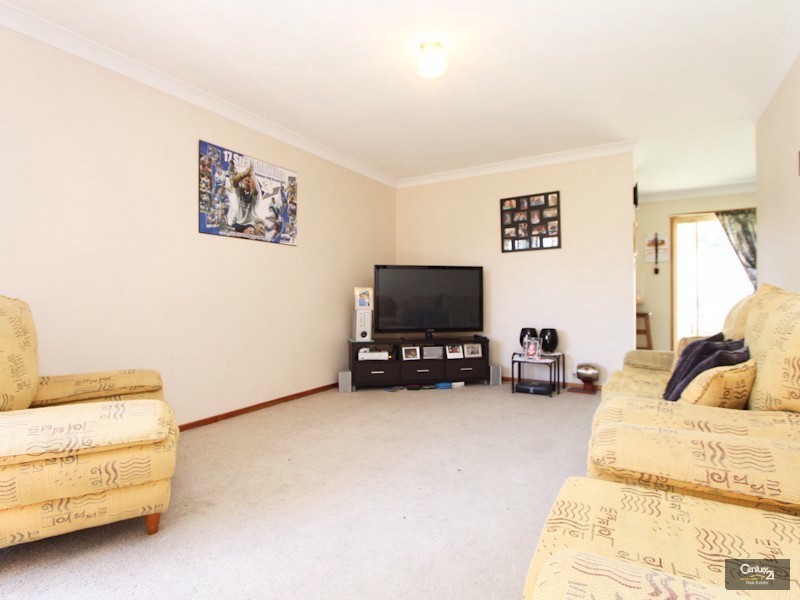 5 Sarah Jane Court, Lakelands NSW 2282