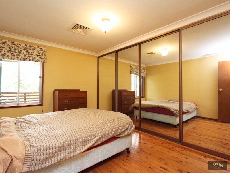 1 Gayton Close, Warners Bay NSW 2282