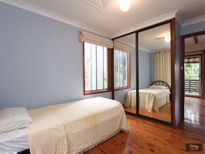 1 Gayton Close, Warners Bay NSW 2282