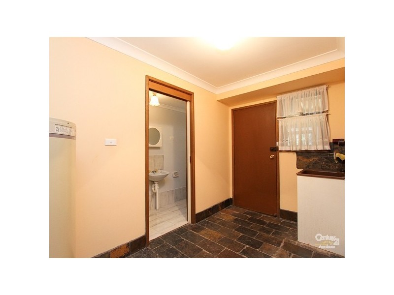 12 Seaview Close, Eleebana NSW 2282