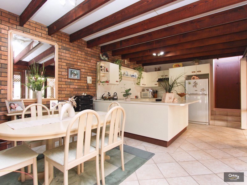 2/20 Tango Street, Mount Hutton NSW 2290