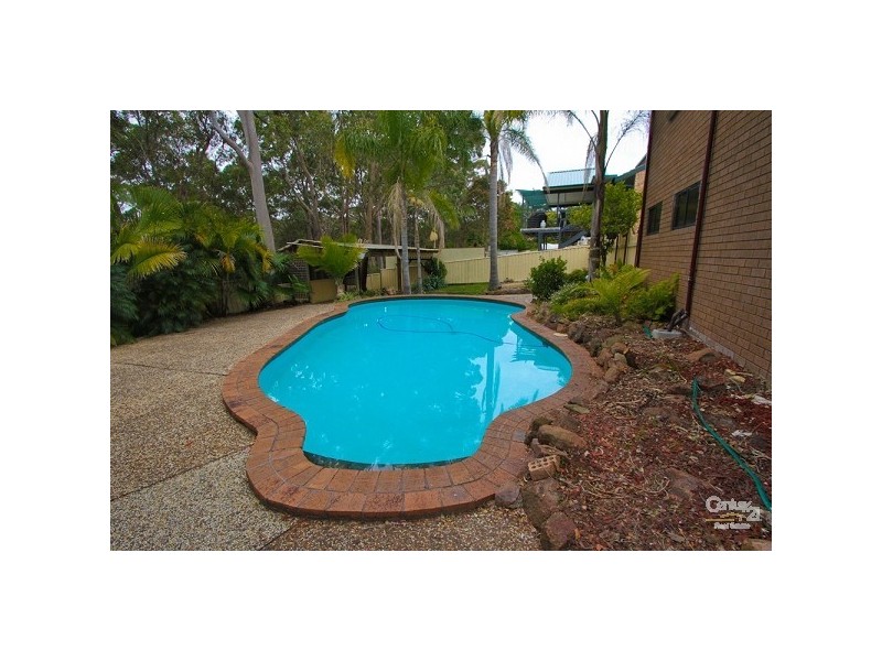5 Rothglen Close, Valentine NSW 2280