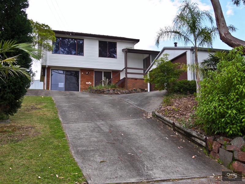34 Robertson Road, Valentine NSW 2280