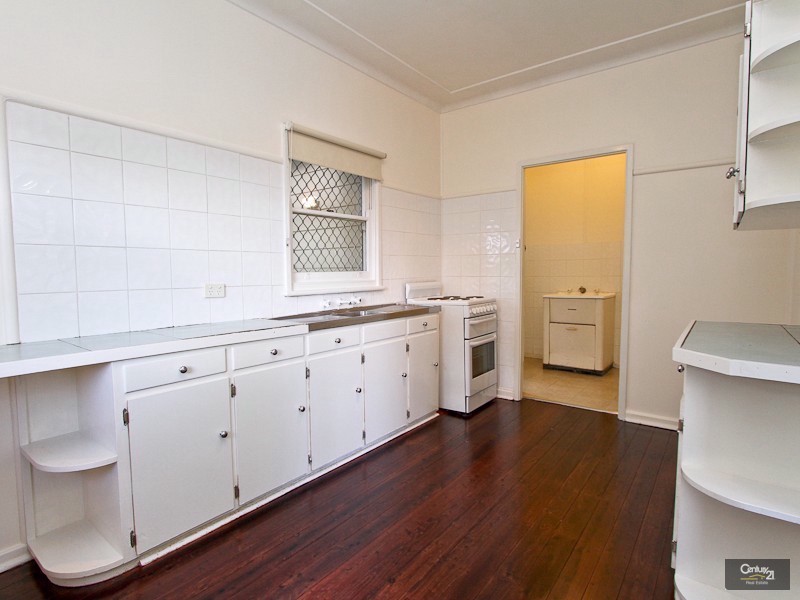 79 Warners Bay Road, Warners Bay NSW 2282