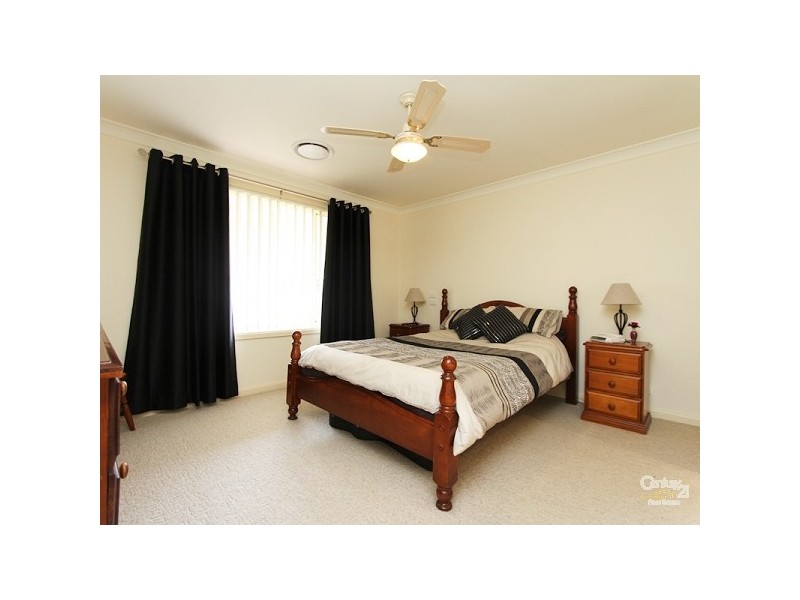 20 Crusade Close, Valentine NSW 2280