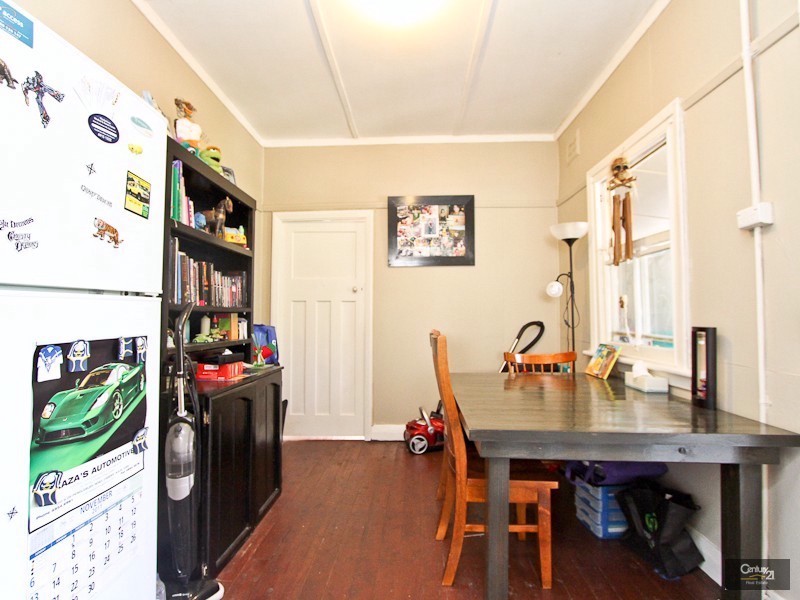 146 Medcalf Street, Warners Bay NSW 2282