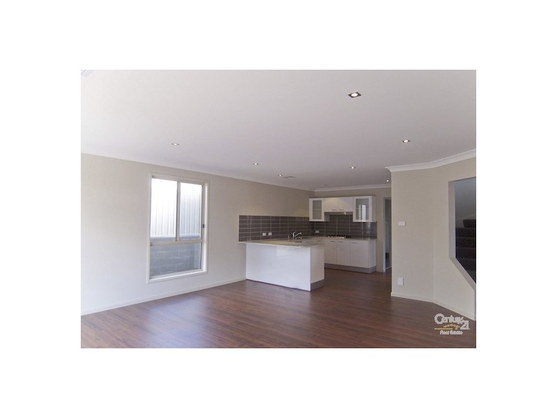 27 The Hill, Valentine NSW 2280