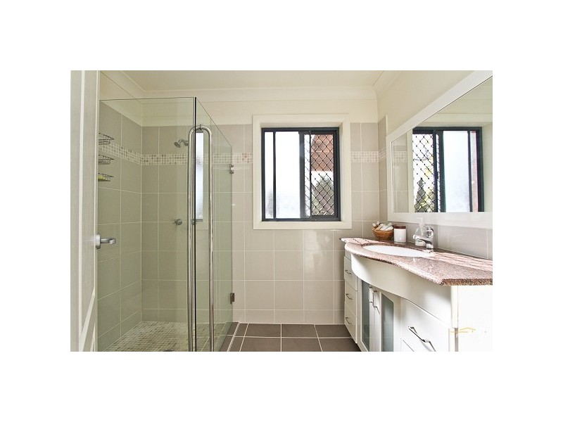 6 Minter Street, Valentine NSW 2280