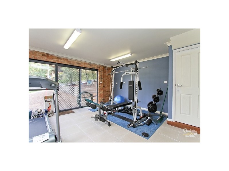 6 Minter Street, Valentine NSW 2280