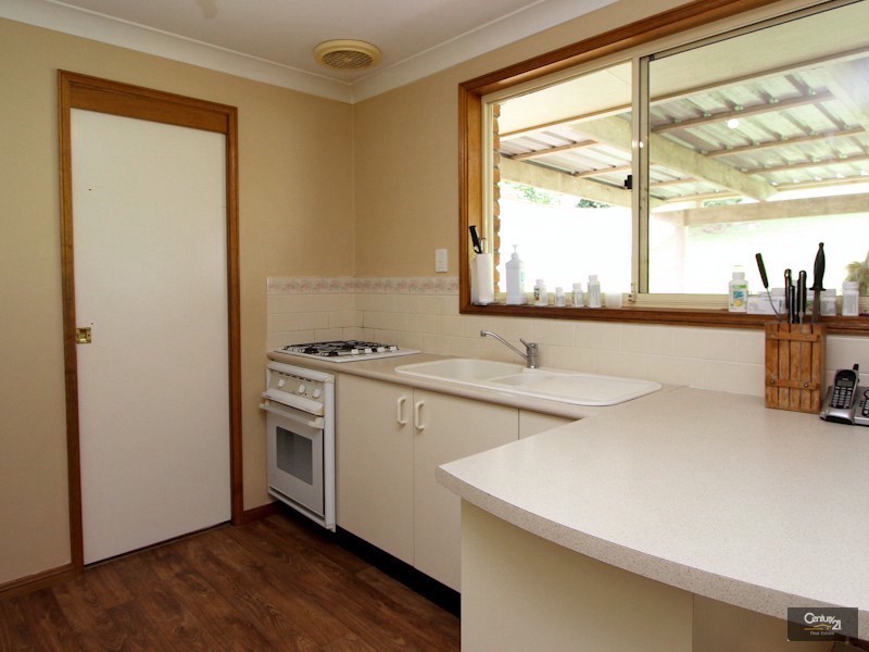 30 Suffolk Drive, Valentine NSW 2280