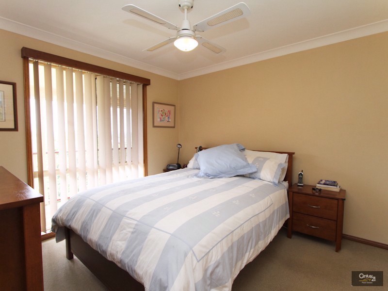 30 Suffolk Drive, Valentine NSW 2280