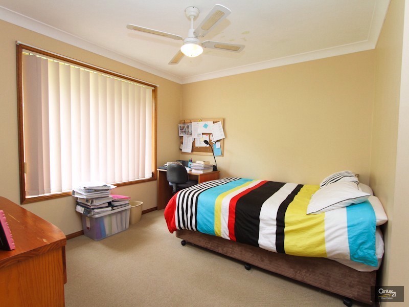 30 Suffolk Drive, Valentine NSW 2280