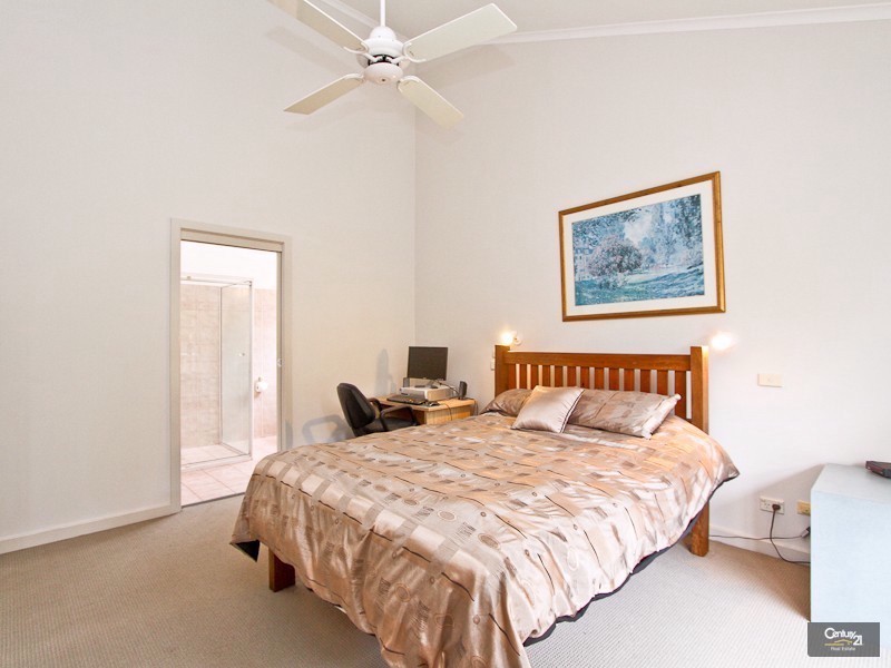 6 Hambelton Court, Valentine NSW 2280