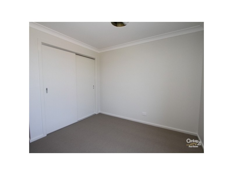 32 John Darling Avenue, Belmont North NSW 2280