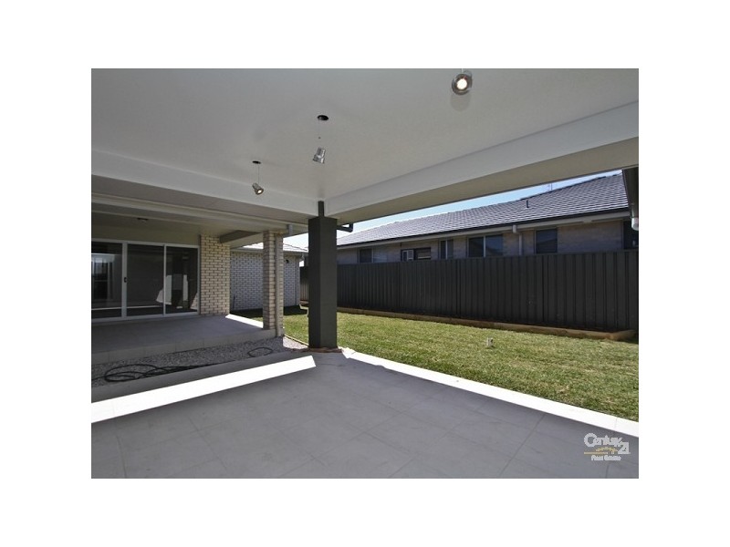 32 John Darling Avenue, Belmont North NSW 2280