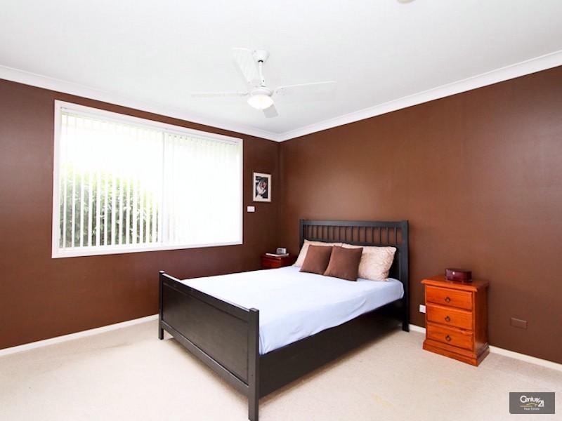 4 Terone Close, Warners Bay NSW 2282