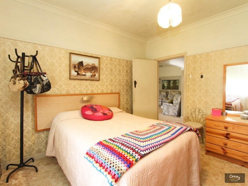 5 Vincent Street, Belmont North NSW 2280
