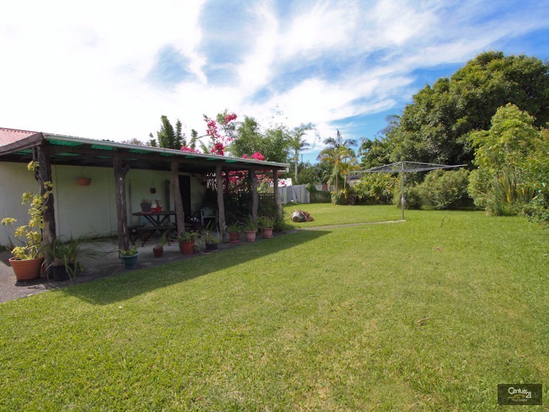 5 Vincent Street, Belmont North NSW 2280