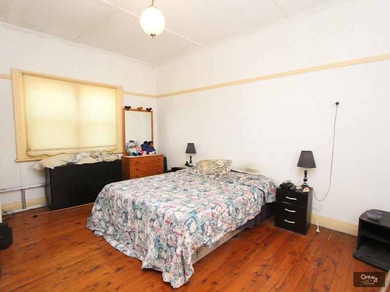 8 George Street, Belmont NSW 2280