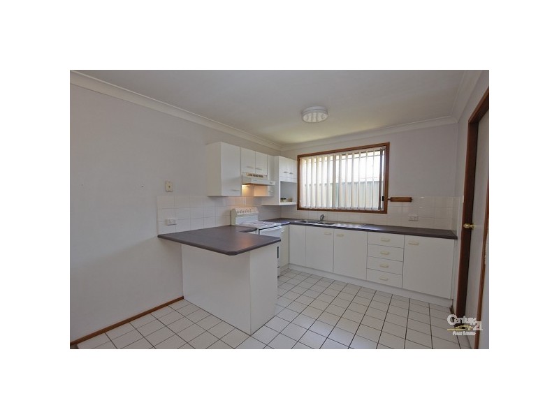 2/8 Dudley Road, Charlestown NSW 2290