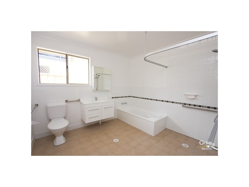 8 Koombal Avenue, Maryland NSW 2287