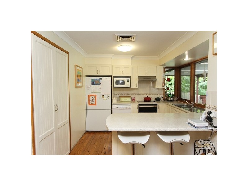 37 Christopher Avenue, Valentine NSW 2280