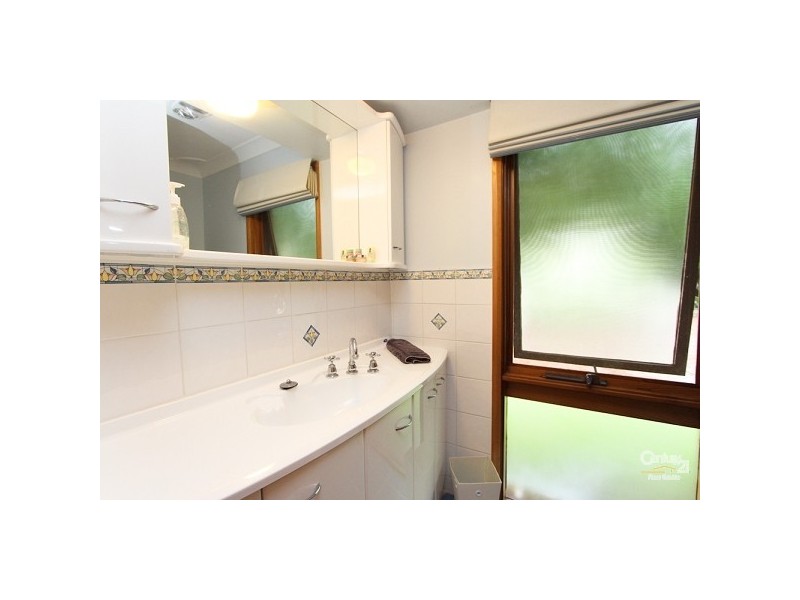 37 Christopher Avenue, Valentine NSW 2280