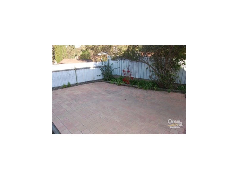 4 Wyndham Way, Eleebana NSW 2282