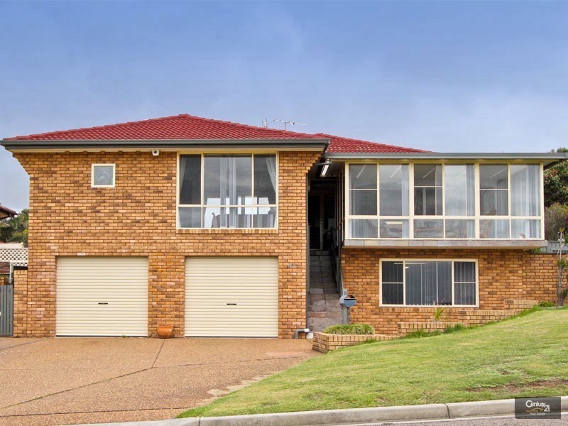 43 The Esplanade, Caves Beach NSW 2281