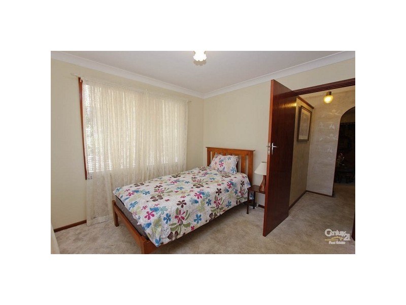 34 Berringar Road, Valentine NSW 2280