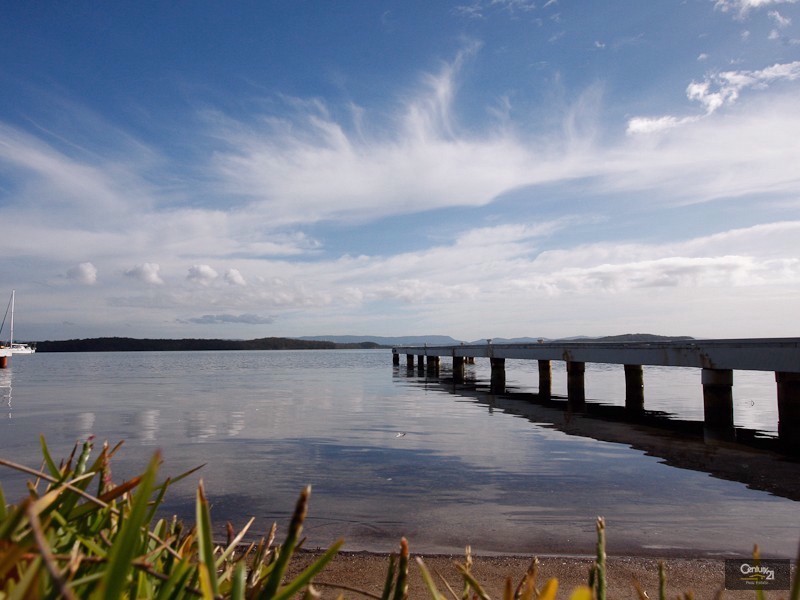 2A Government Road, Nords Wharf NSW 2281