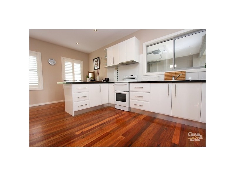 21 Macquarie Drive, Belmont NSW 2280