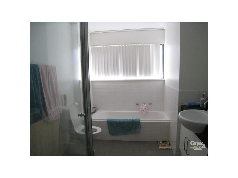 4/9 Howard Street, Warners Bay NSW 2282