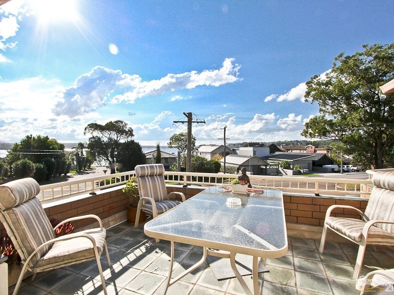 3/58 Allambee Place, Valentine NSW 2280