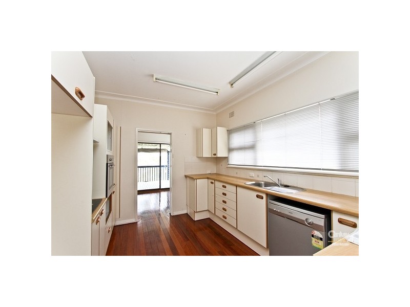 31 Frederick Street, Valentine NSW 2280