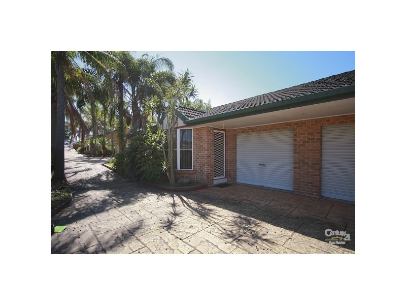 2/8 Dudley Road, Charlestown NSW 2290