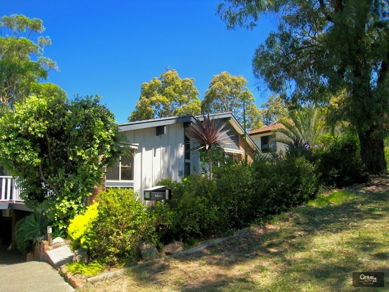 16 Andrew Road, Valentine NSW 2280