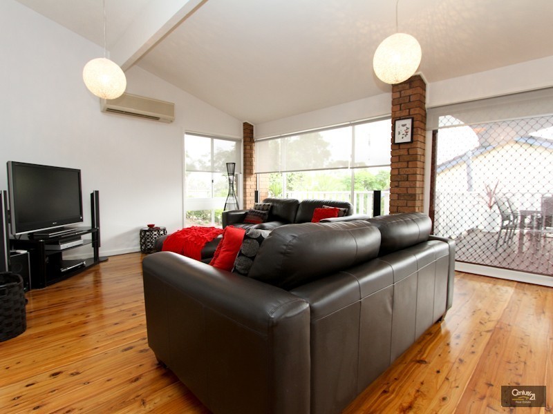 16 Andrew Road, Valentine NSW 2280