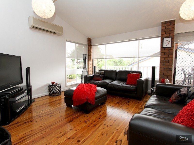 16 Andrew Road, Valentine NSW 2280