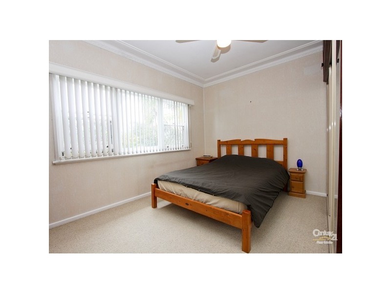 4 Albert Street, Tingira Heights NSW 2290