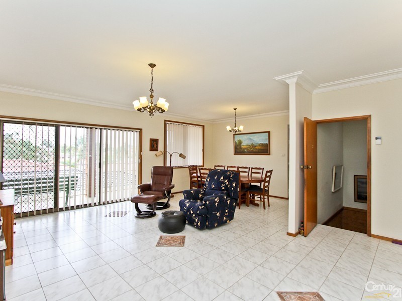 1 Murray Street, Eleebana NSW 2282