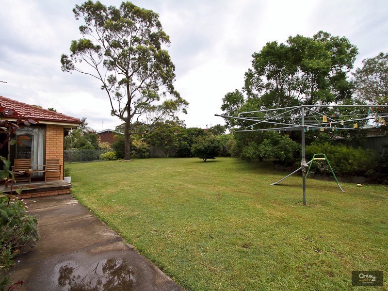 36 Robertson Road, Valentine NSW 2280