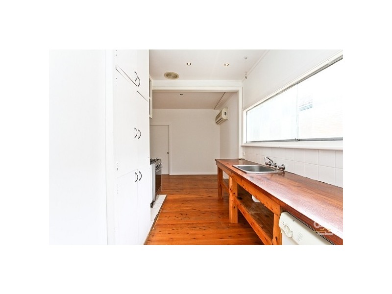 82 Andrew Road, Valentine NSW 2280