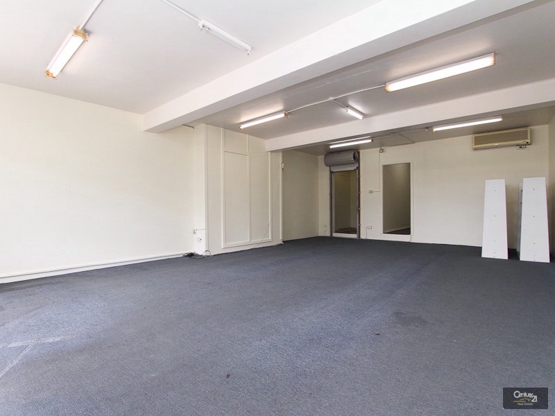 2/14-16 Allambee Place, Valentine NSW 2280