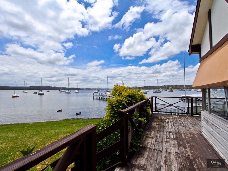 135 Dilkera Avenue, Valentine NSW 2280