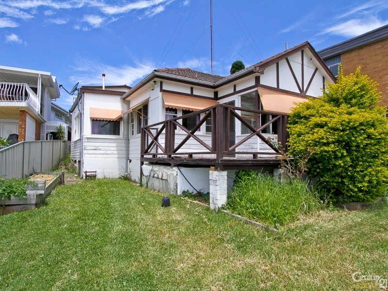 135 Dilkera Avenue, Valentine NSW 2280