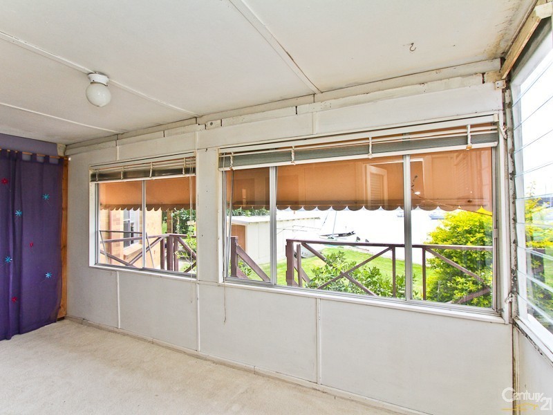 135 Dilkera Avenue, Valentine NSW 2280
