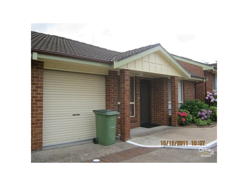 2/68 Queen Street, Warners Bay NSW 2282