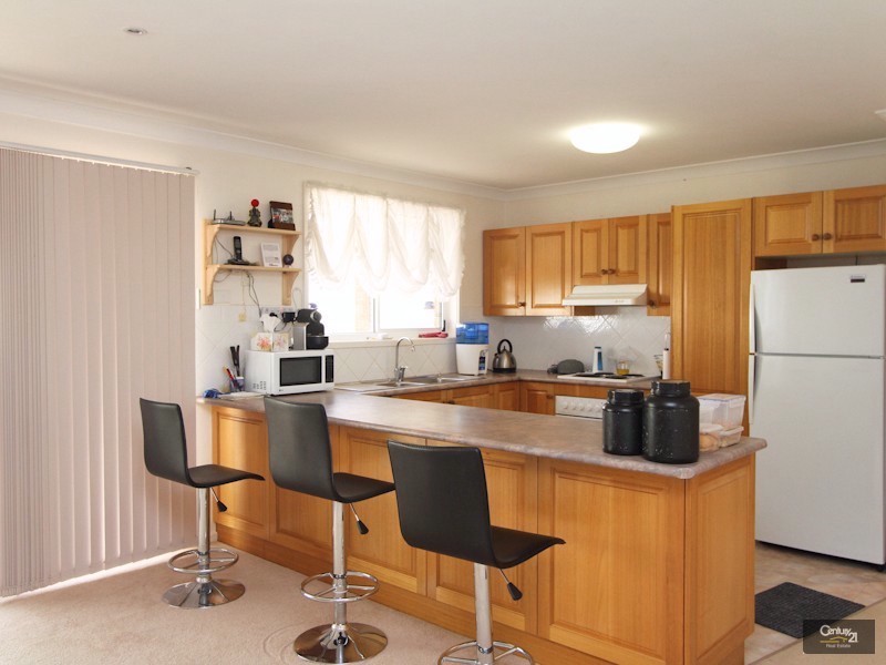 4/14 Berringar Road, Valentine NSW 2280