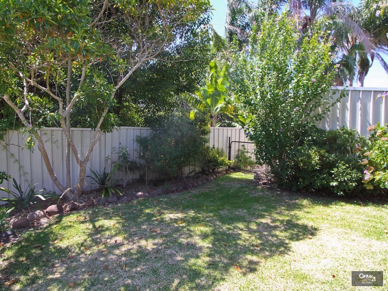 4/14 Berringar Road, Valentine NSW 2280